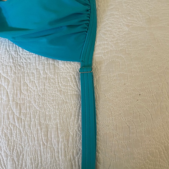 (2) Swimming suit tops for price of (1) - Picture 6 of 9